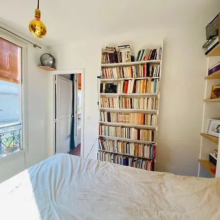 Appt Lumineux Avec Jolie Deco A Appartement Paris